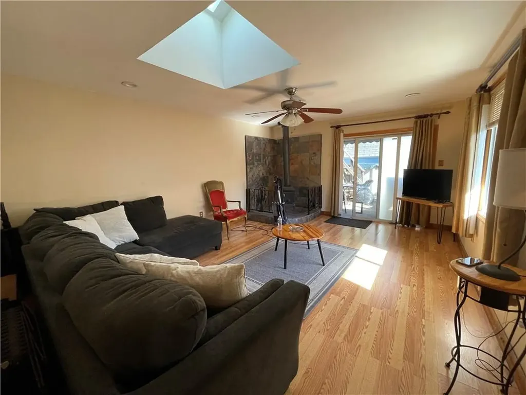 1204 Harding Park Bronx NY 10473