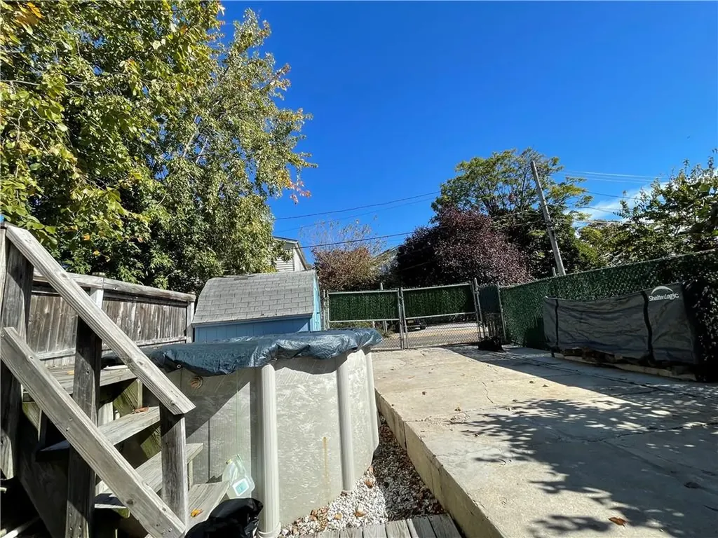 1204 Harding Park Bronx NY 10473