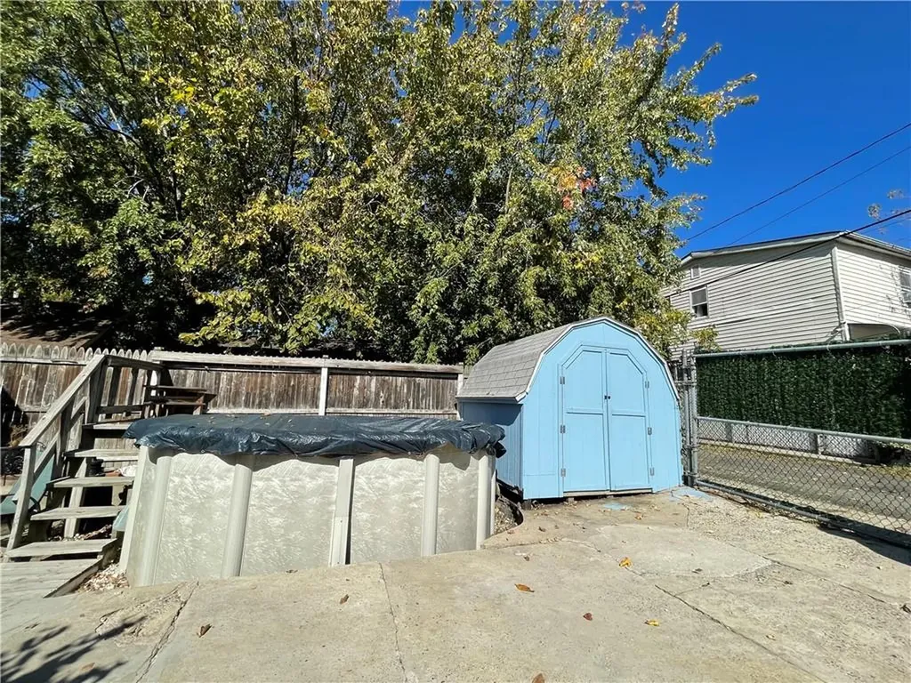 1204 Harding Park Bronx NY 10473