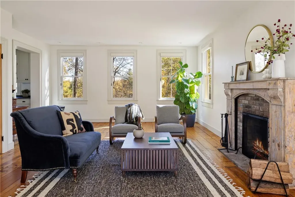 521 Mill Road Rhinebeck NY 12572