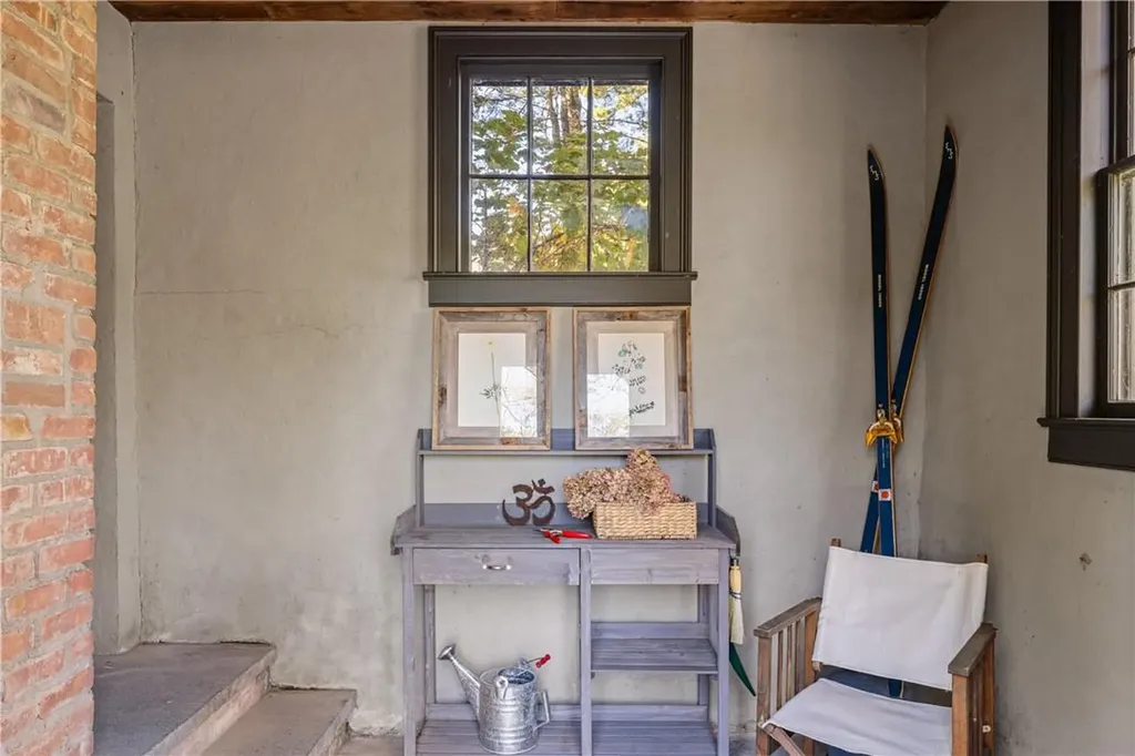 521 Mill Road Rhinebeck NY 12572