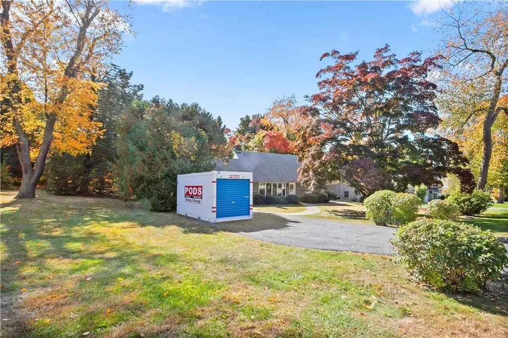 96 Pineridge Road White Plains NY 10603