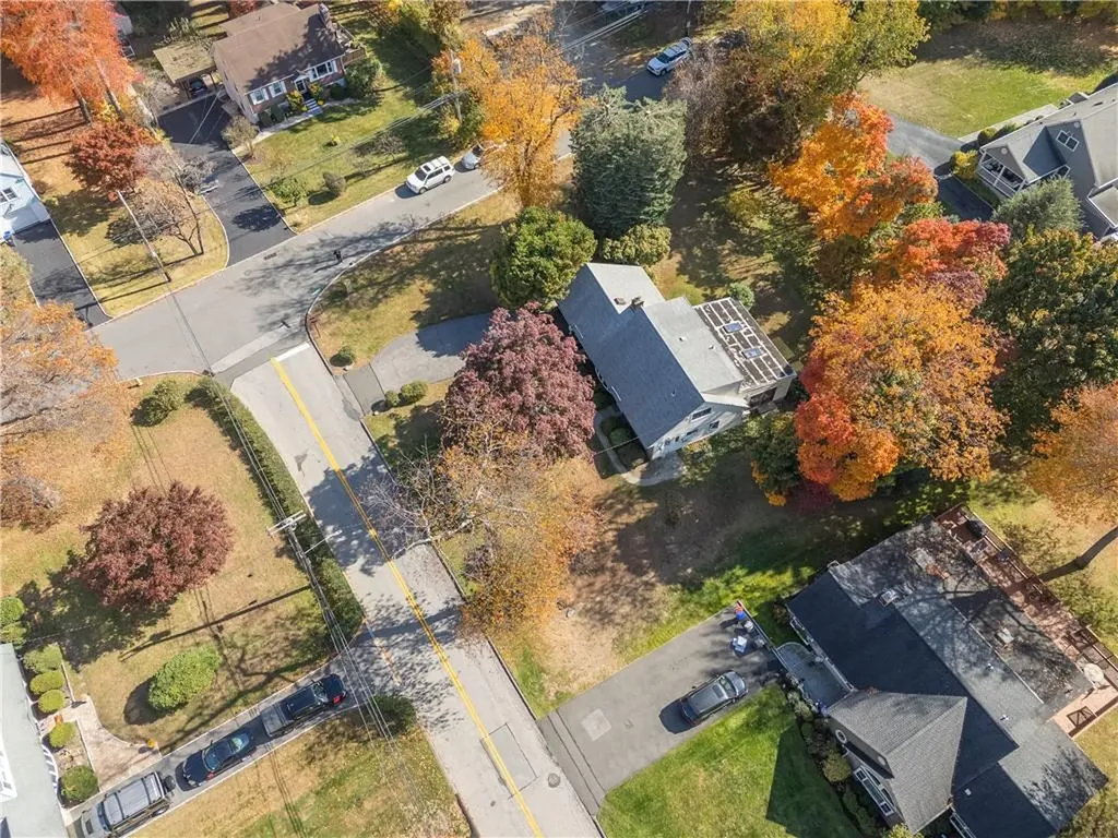 96 Pineridge Road White Plains NY 10603