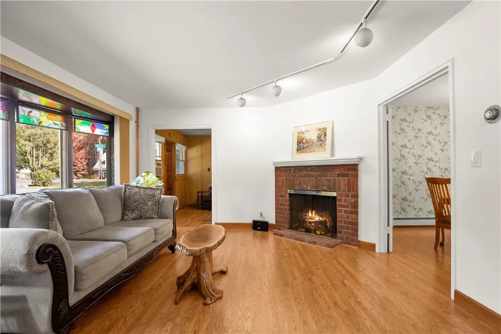 96 Pineridge Road White Plains NY 10603