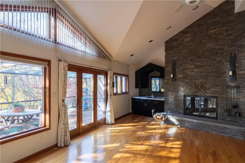 82 Hapeman Hill Road Red Hook NY 12571