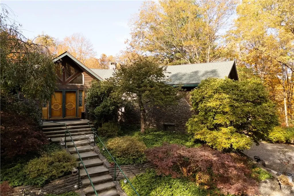 82 Hapeman Hill Road Red Hook NY 12571