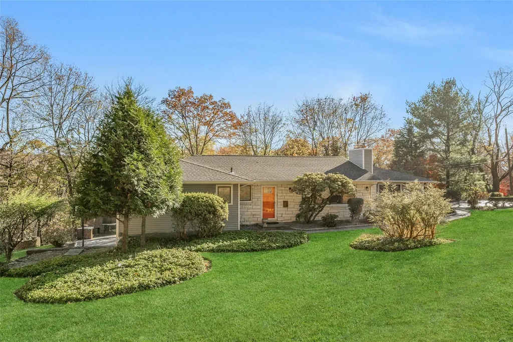 21 Agnes Circle Ardsley NY 10502