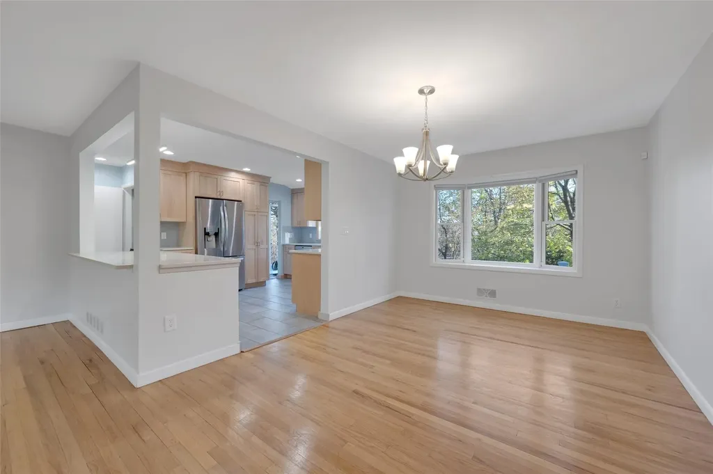 21 Agnes Circle Ardsley NY 10502