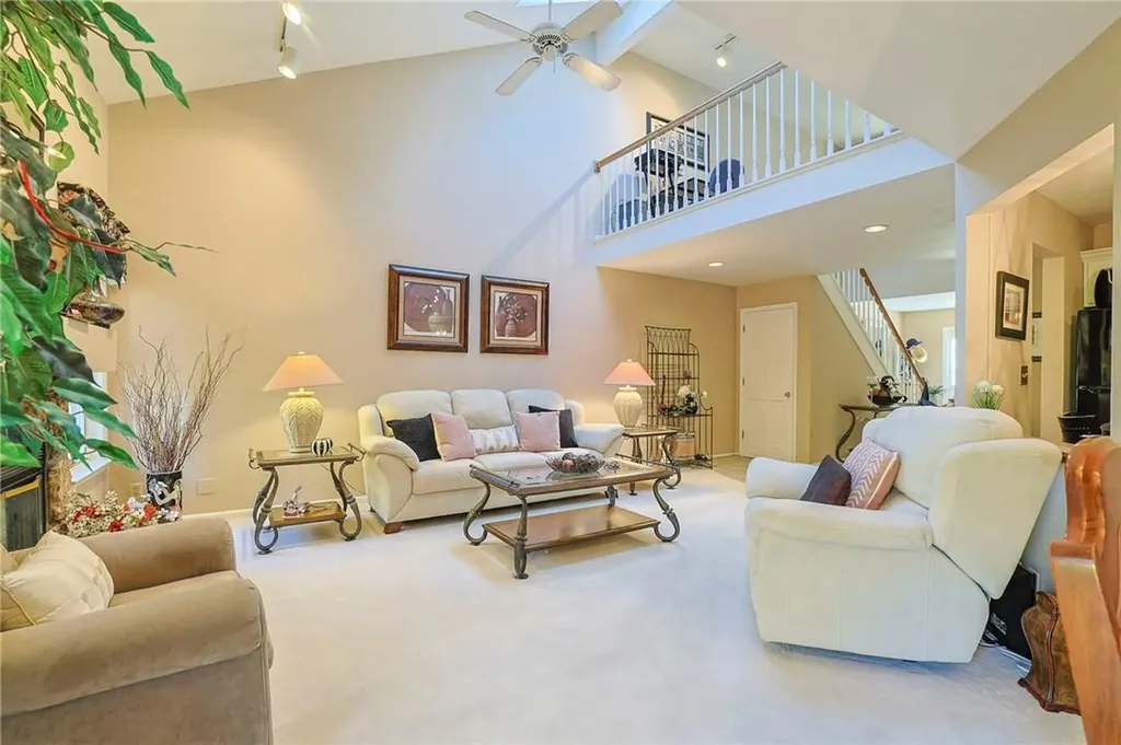112 Pinebrook Drive Hyde Park NY 12538