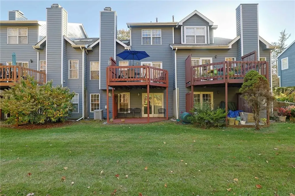 112 Pinebrook Drive Hyde Park NY 12538