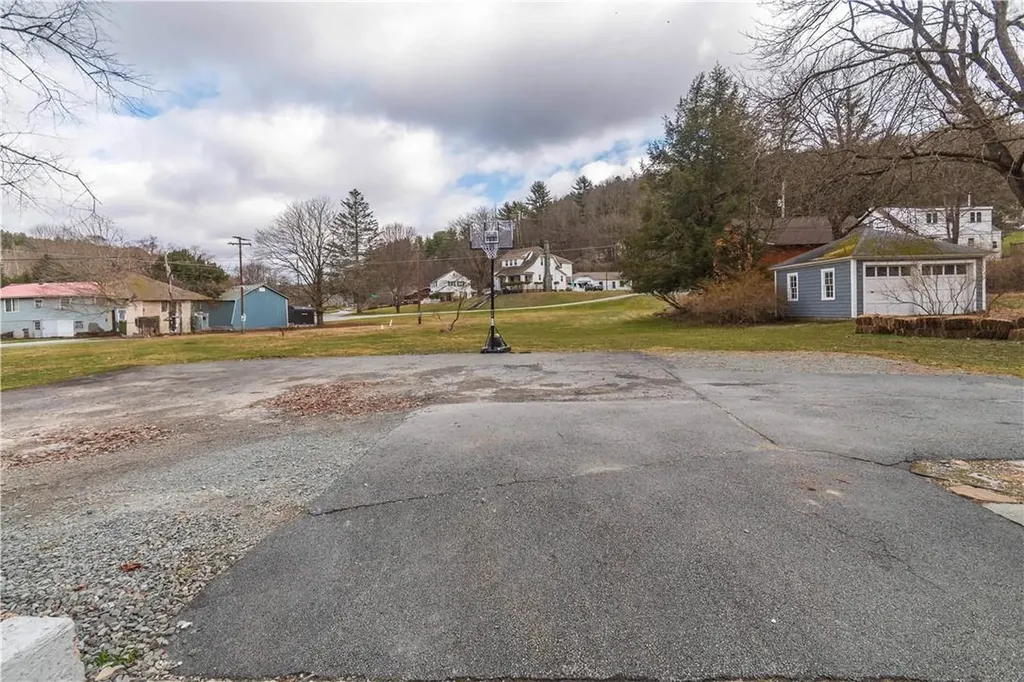 4322 State Route 17b Callicoon NY 12723