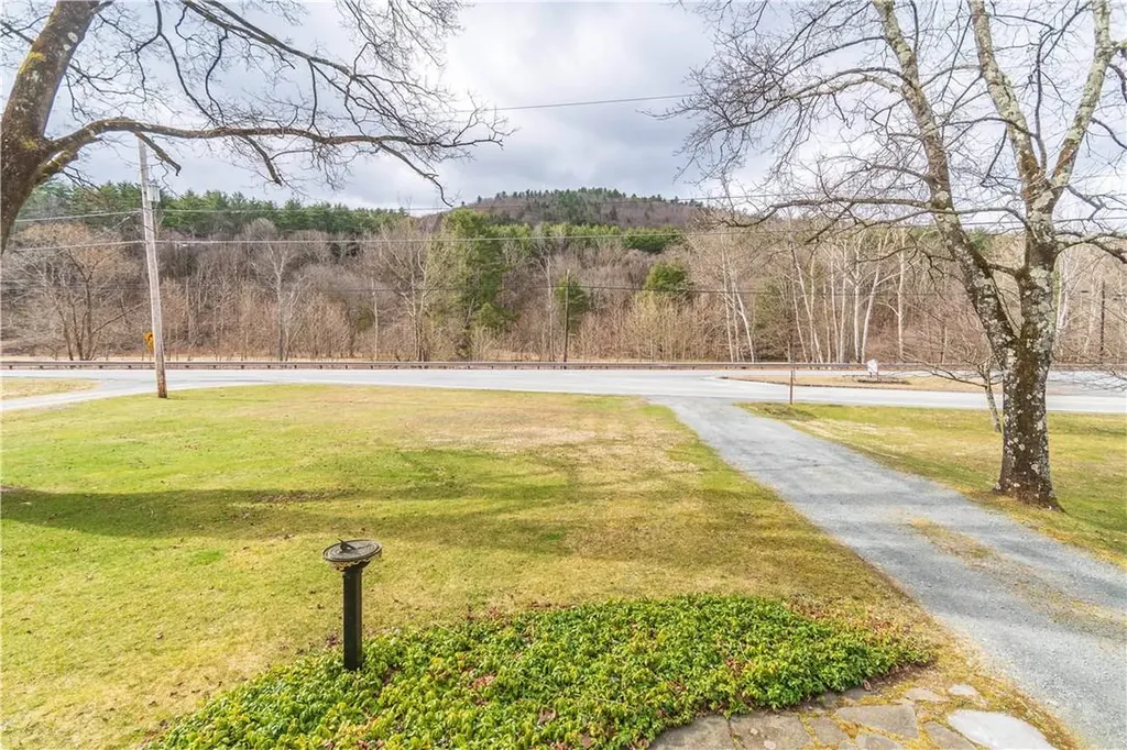 4322 State Route 17b Callicoon NY 12723
