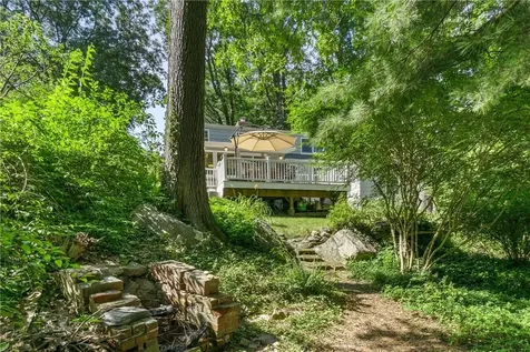 64 Pine Cliff Road Chappaqua NY 10514