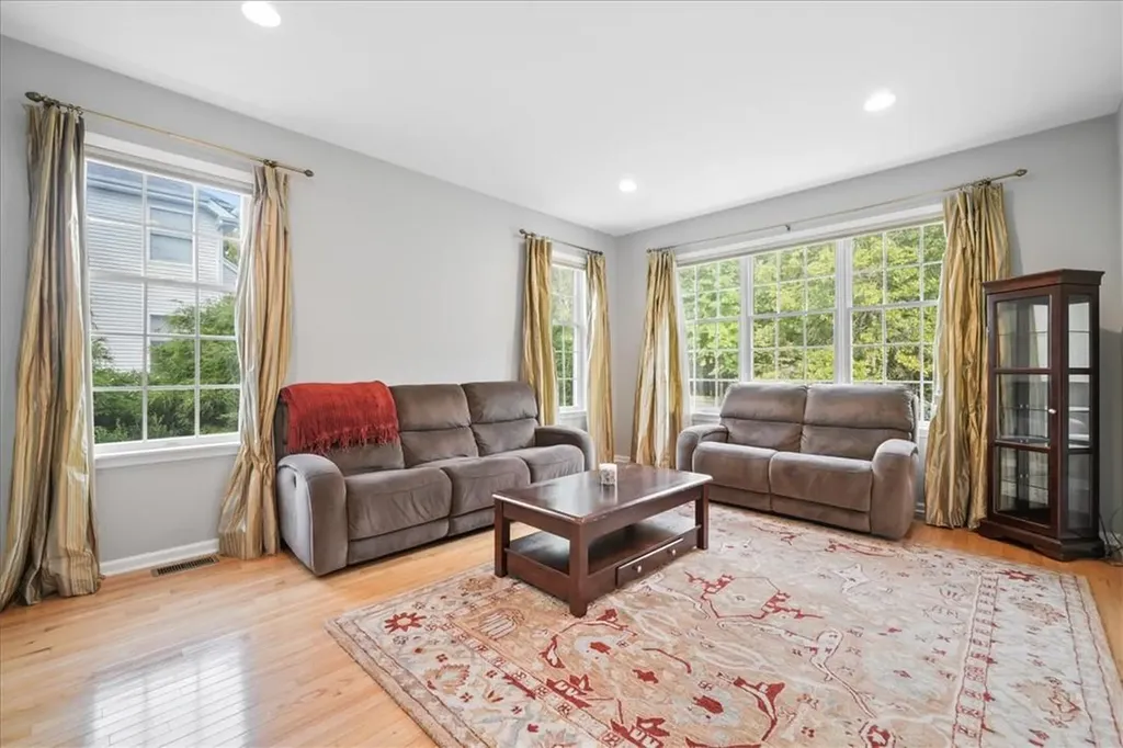 64 Loomis Drive Baldwin Place NY 10505