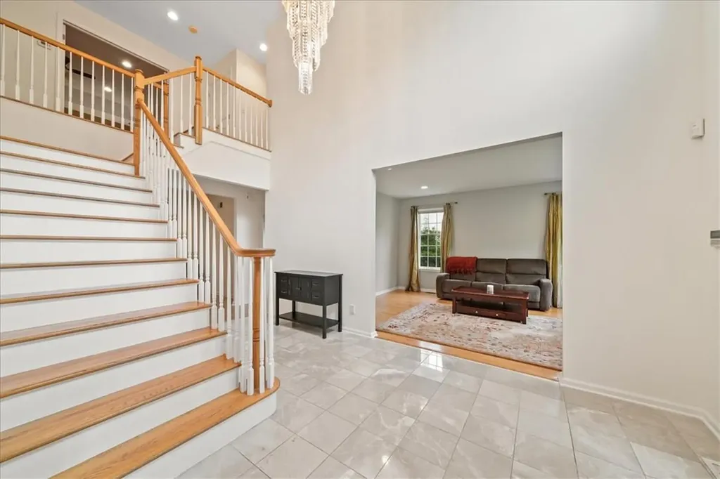 64 Loomis Drive Baldwin Place NY 10505