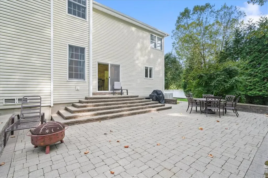 64 Loomis Drive Baldwin Place NY 10505