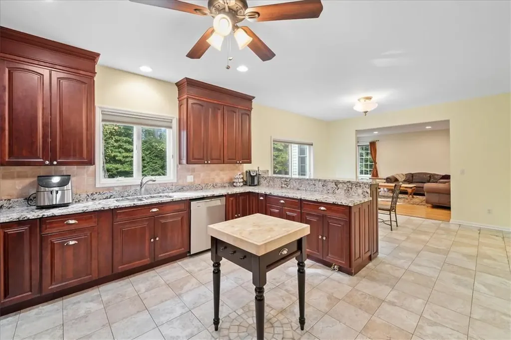 64 Loomis Drive Baldwin Place NY 10505