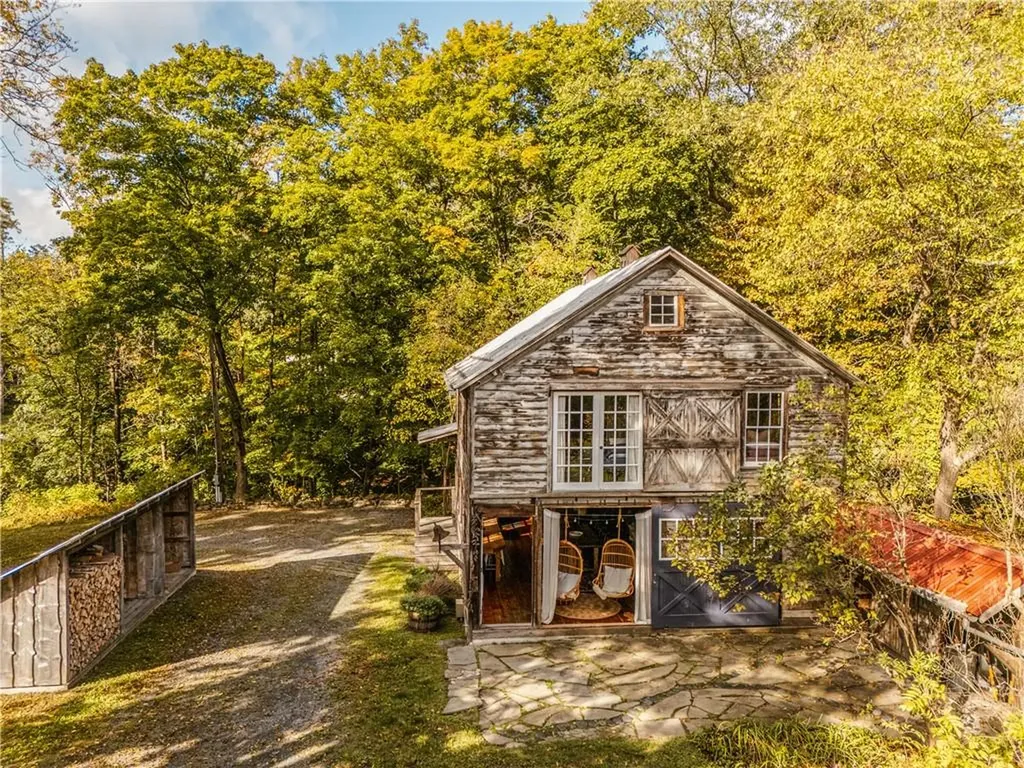 33 Broadway Tivoli NY 12583