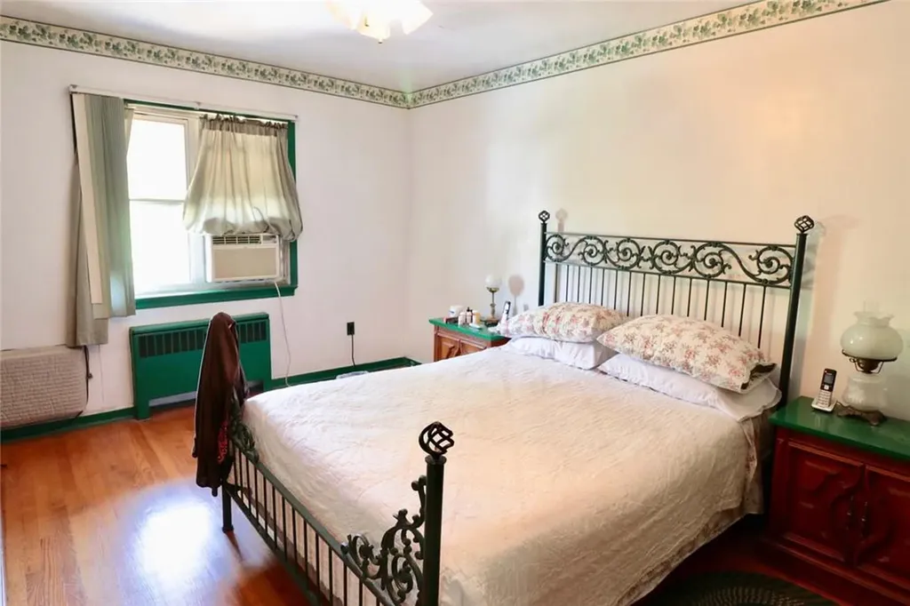 3236 Corsa Avenue Bronx NY 10469