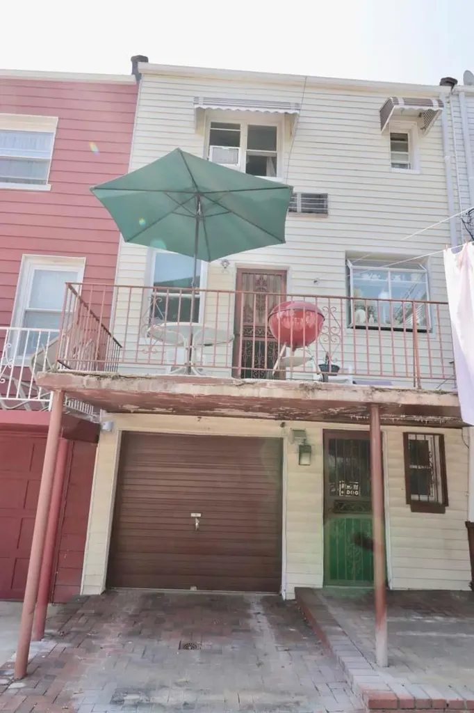 3236 Corsa Avenue Bronx NY 10469