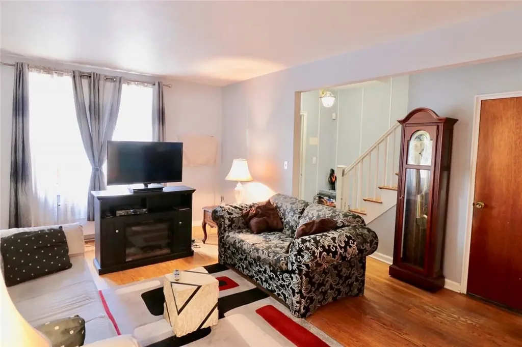 3236 Corsa Avenue Bronx NY 10469