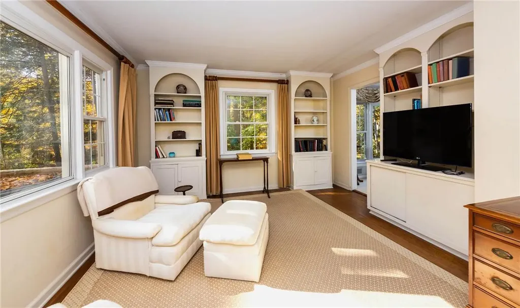 8 Thornewood Road Armonk NY 10504