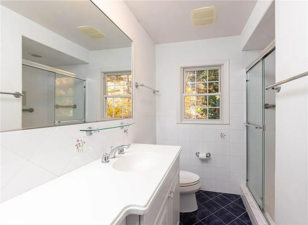 8 Thornewood Road Armonk NY 10504