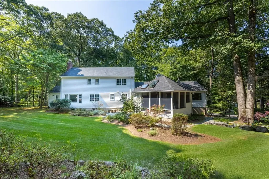 8 Thornewood Road Armonk NY 10504