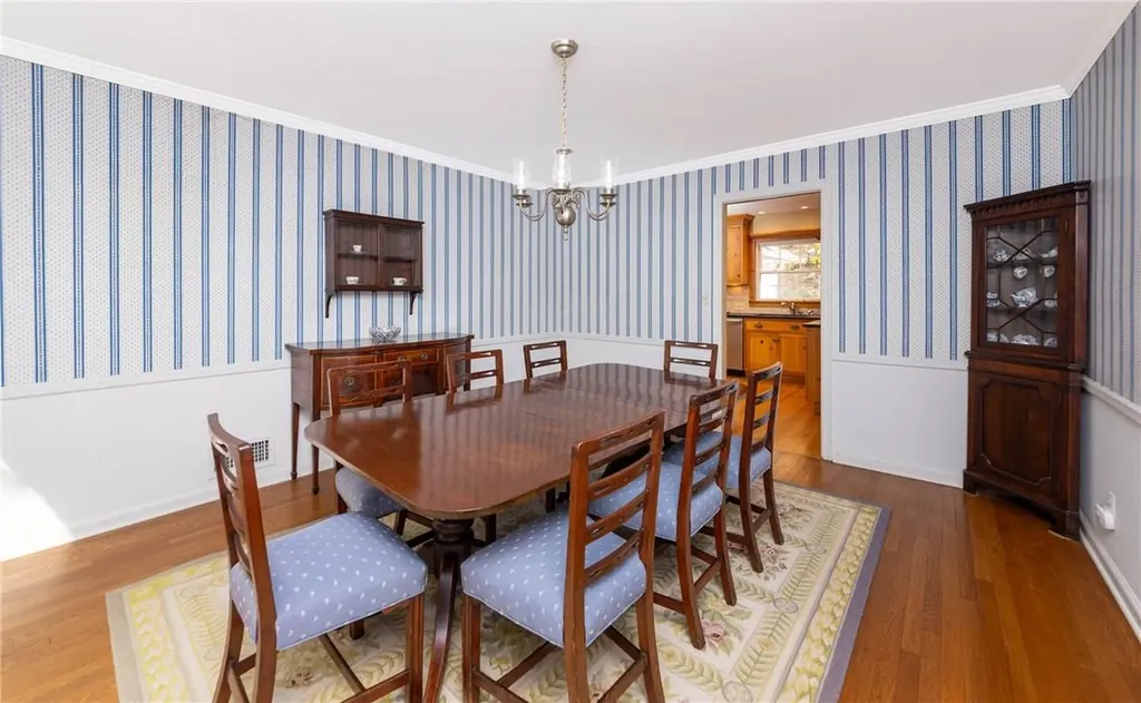 8 Thornewood Road Armonk NY 10504