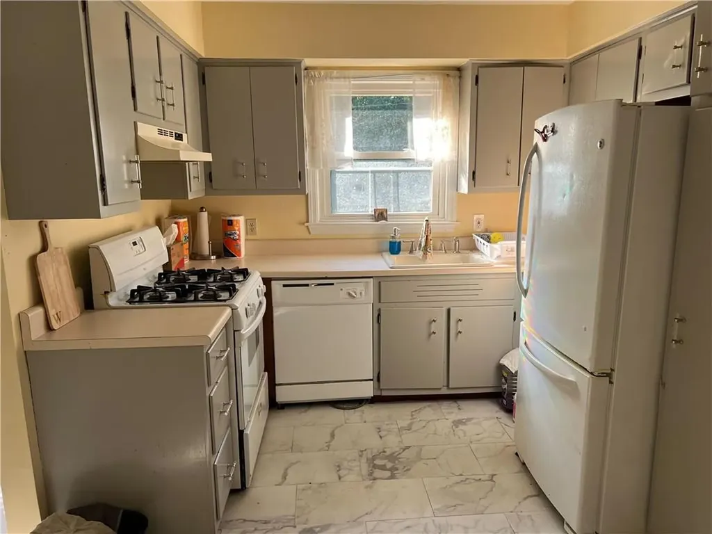 1668 Route 9 Wappingers Falls NY 12590