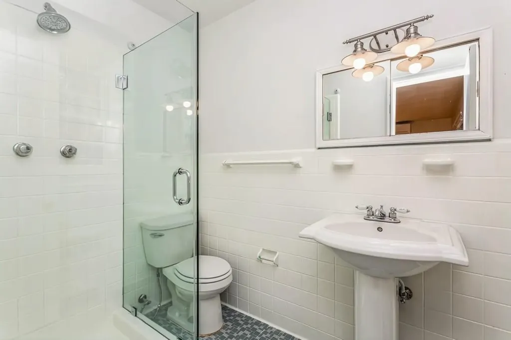 595 Quaker Road Chappaqua NY 10514