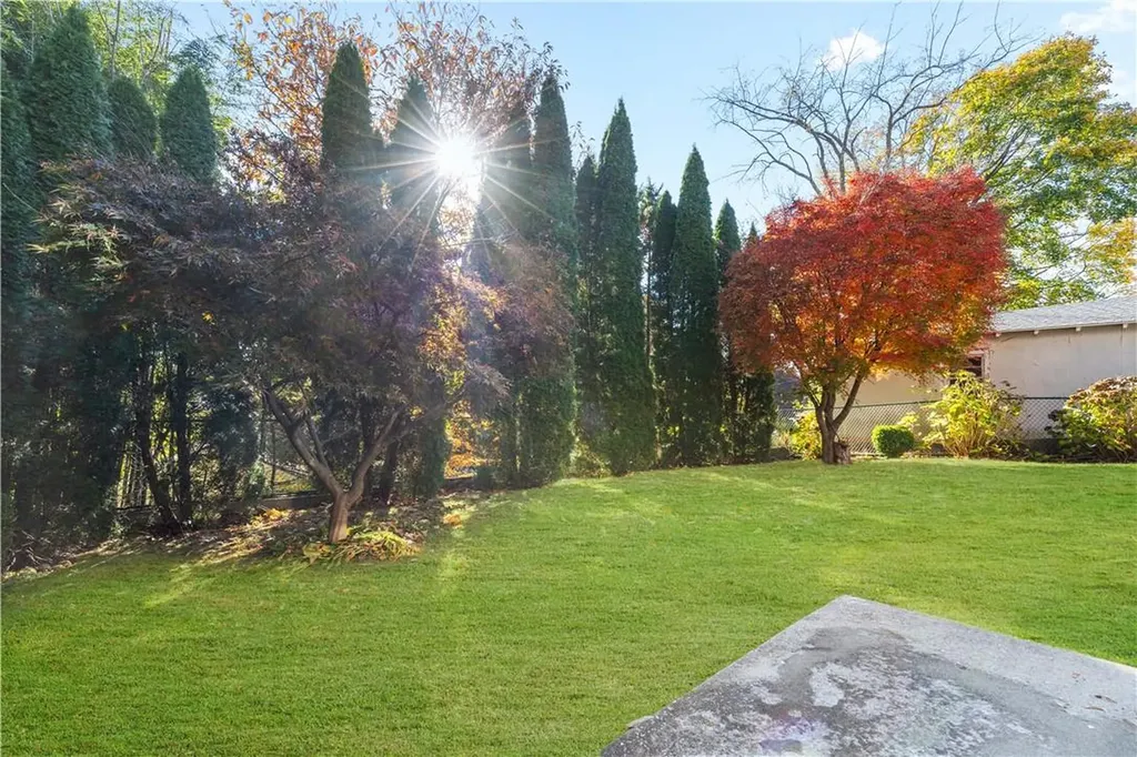 110 Columbus Pleasantville NY 10570
