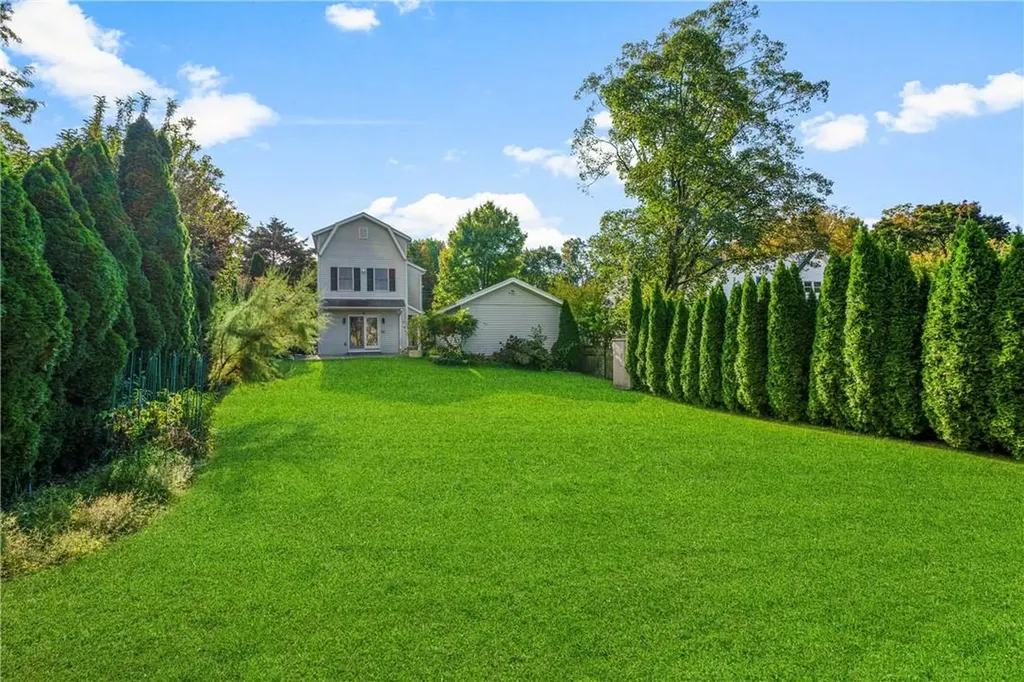 715 Old Post Road Mamaroneck NY 10543