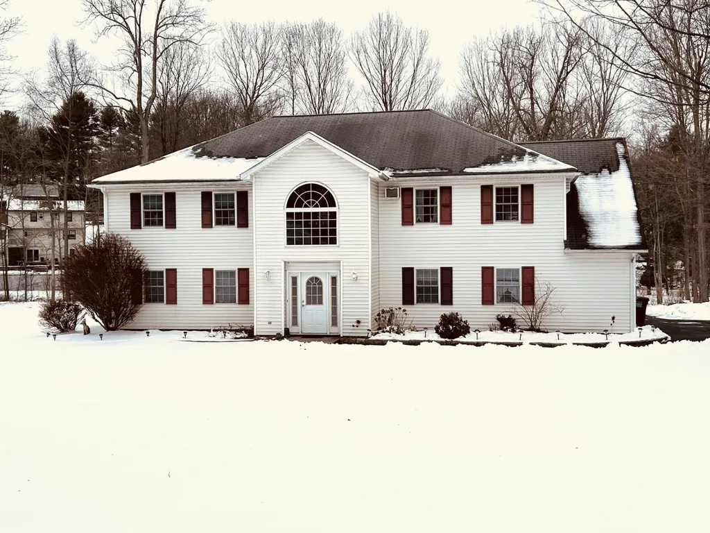 48 Fulmar Road Mahopac NY 10541