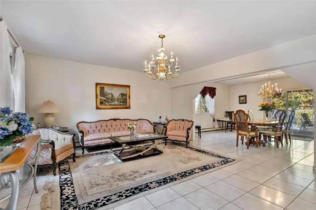 48 Fulmar Road Mahopac NY 10541