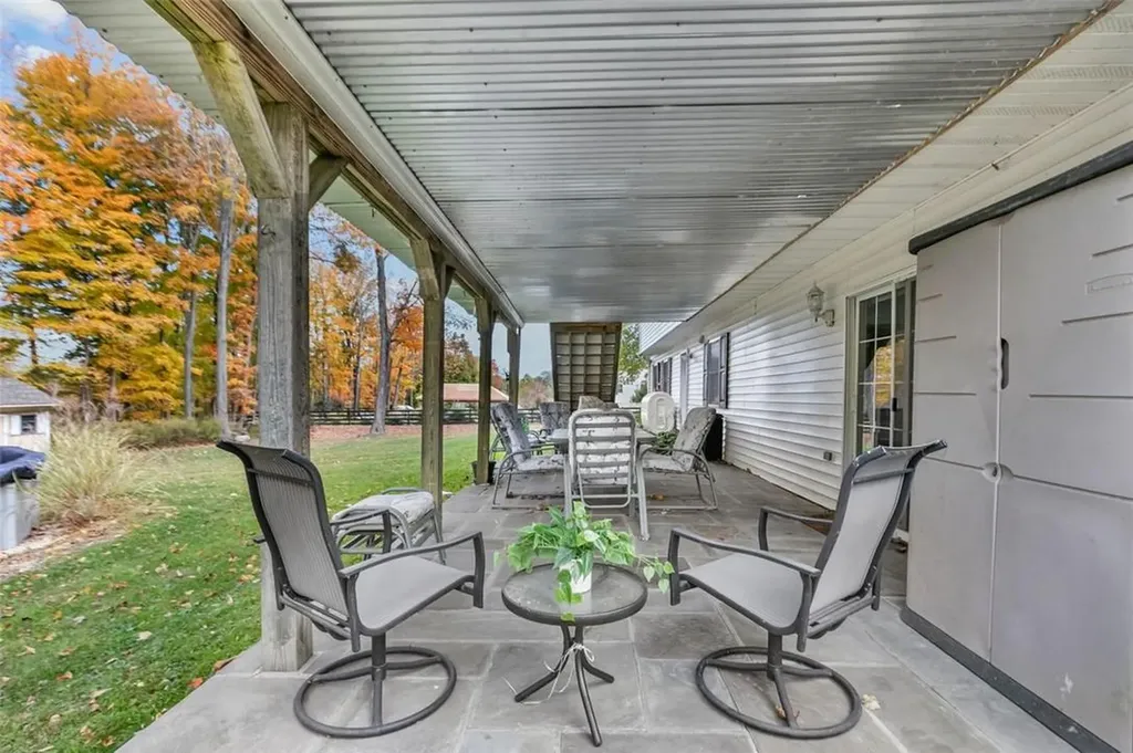 48 Fulmar Road Mahopac NY 10541
