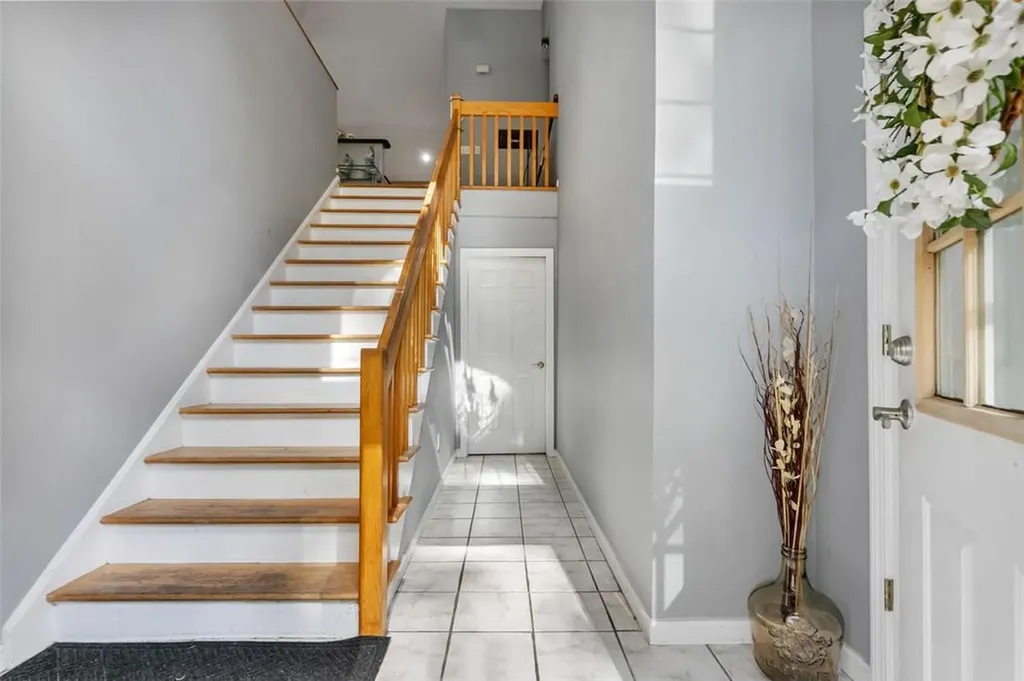 48 Fulmar Road Mahopac NY 10541
