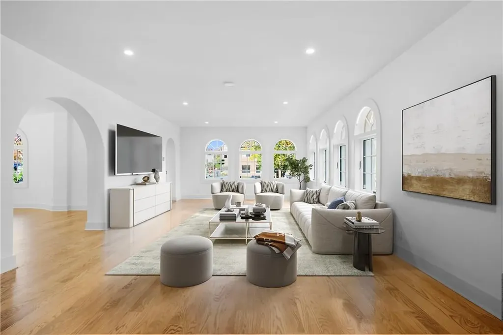 1009 Washington Avenue Pelham NY 10803