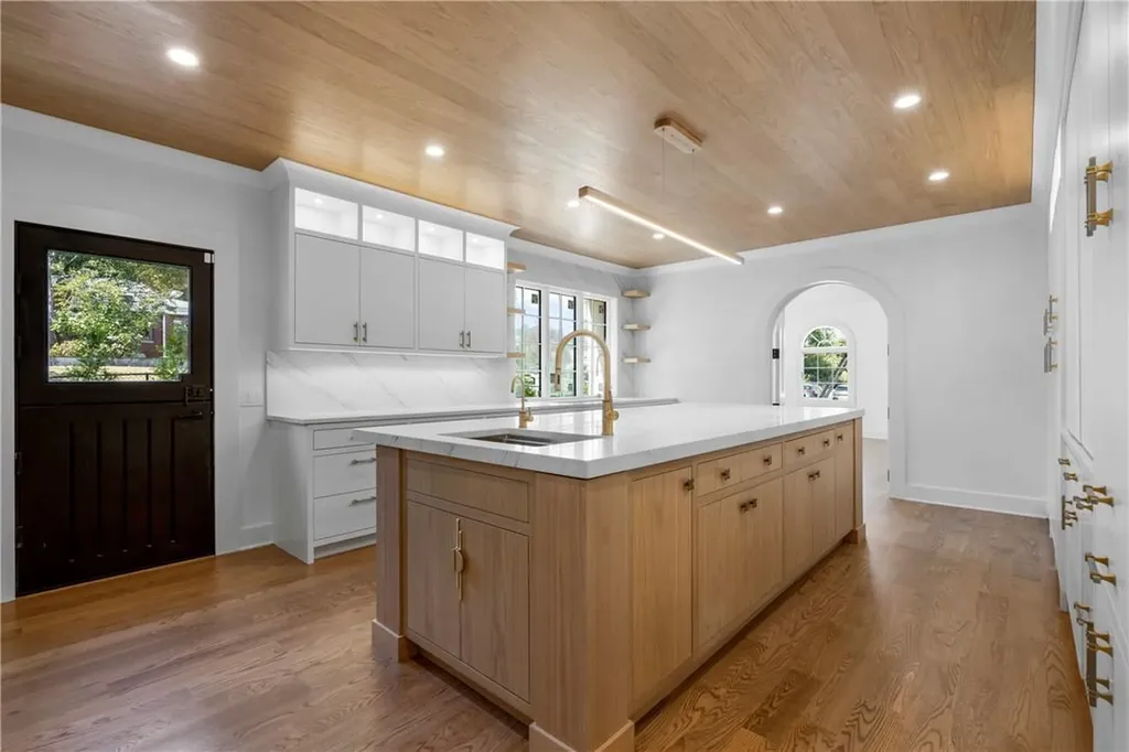1009 Washington Avenue Pelham NY 10803