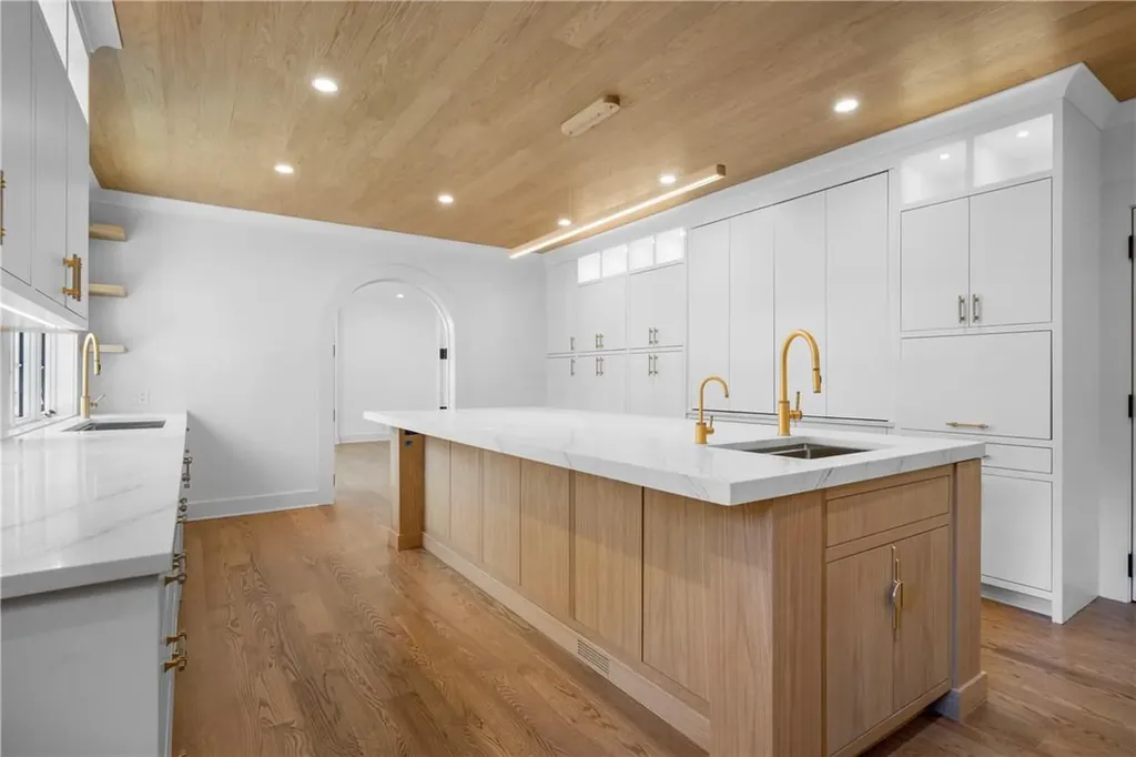 1009 Washington Avenue Pelham NY 10803