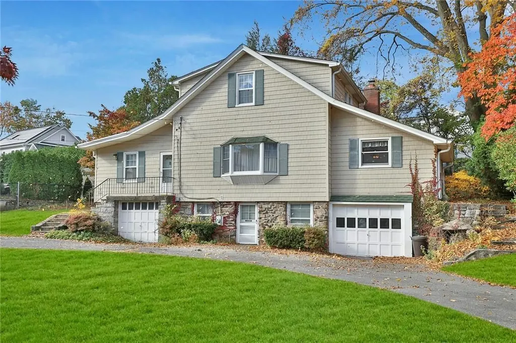 351 Manhattan Avenue Hawthorne NY 10532