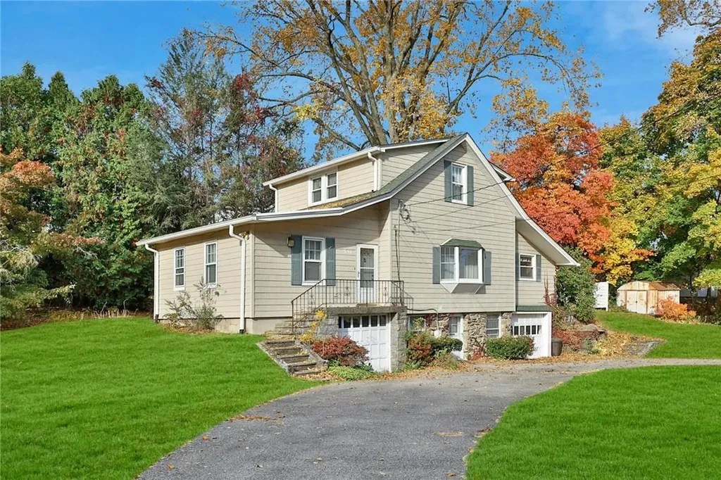 351 Manhattan Avenue Hawthorne NY 10532