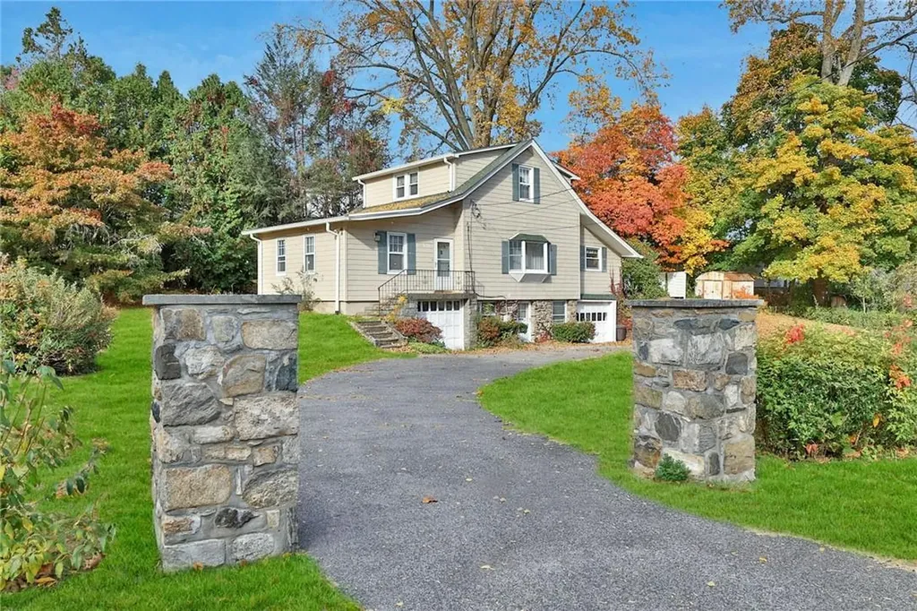 351 Manhattan Avenue Hawthorne NY 10532