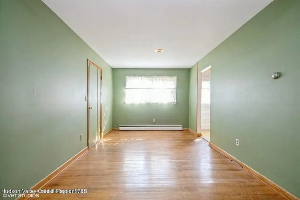 18 Spring Lake Drive Kingston NY 12401