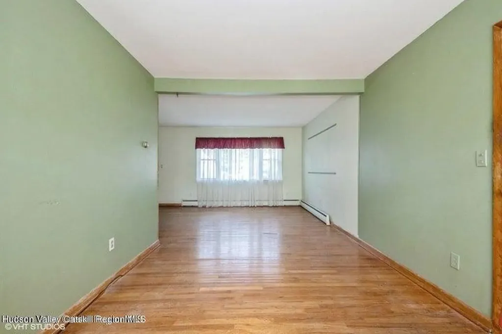 18 Spring Lake Drive Kingston NY 12401