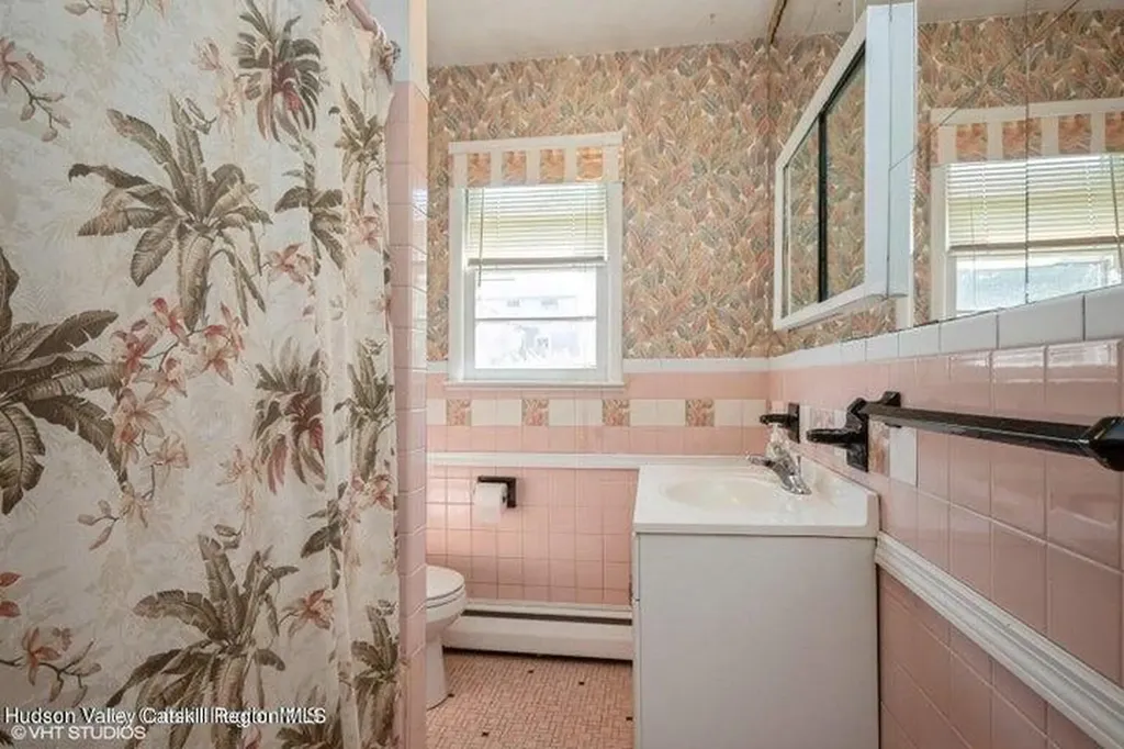 18 Spring Lake Drive Kingston NY 12401