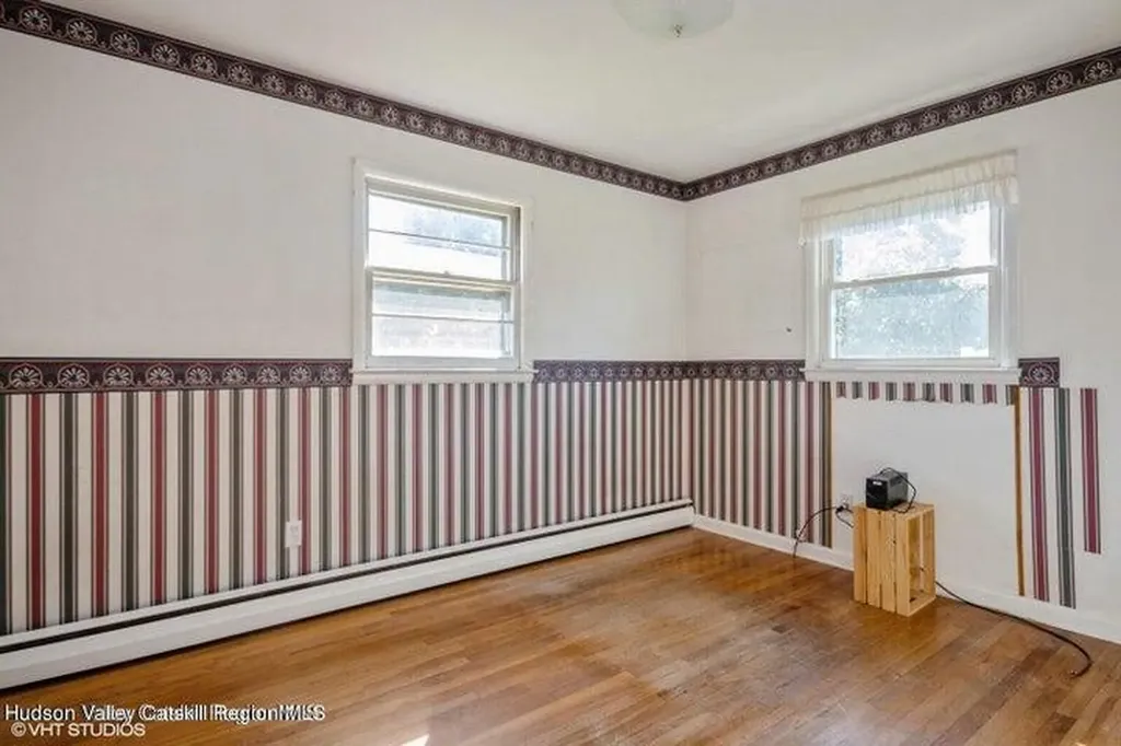 18 Spring Lake Drive Kingston NY 12401