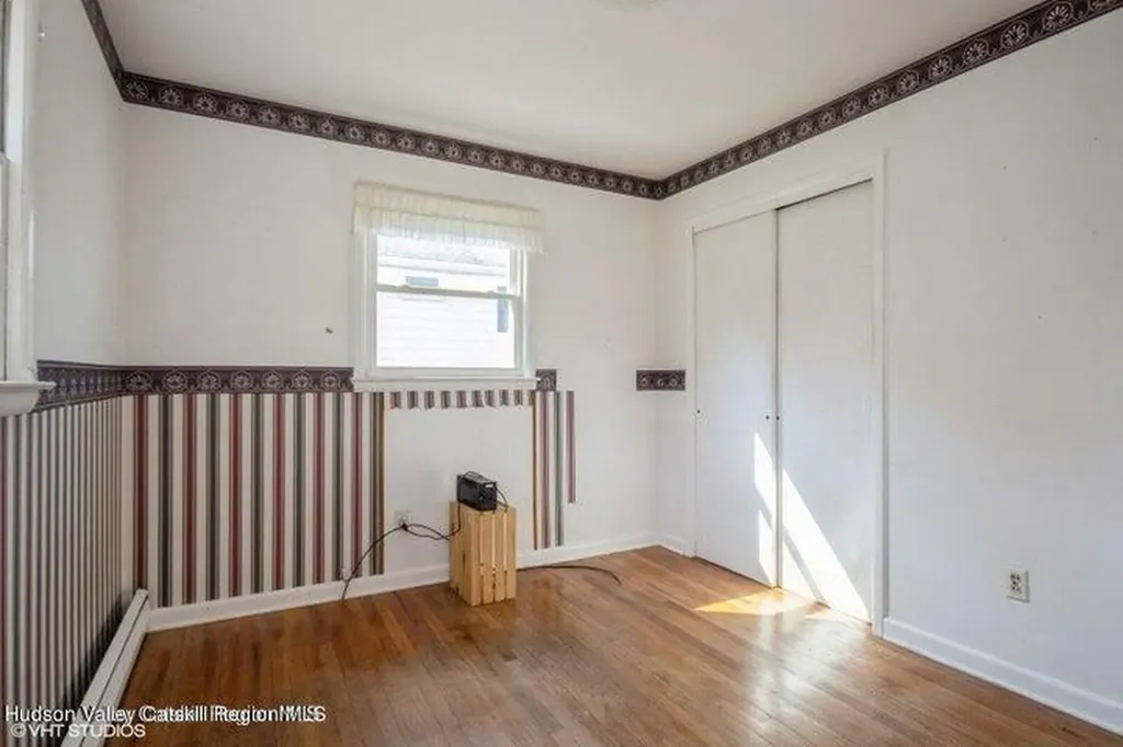 18 Spring Lake Drive Kingston NY 12401