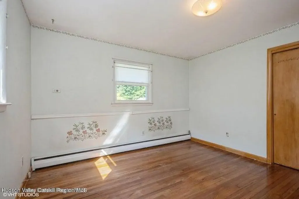 18 Spring Lake Drive Kingston NY 12401