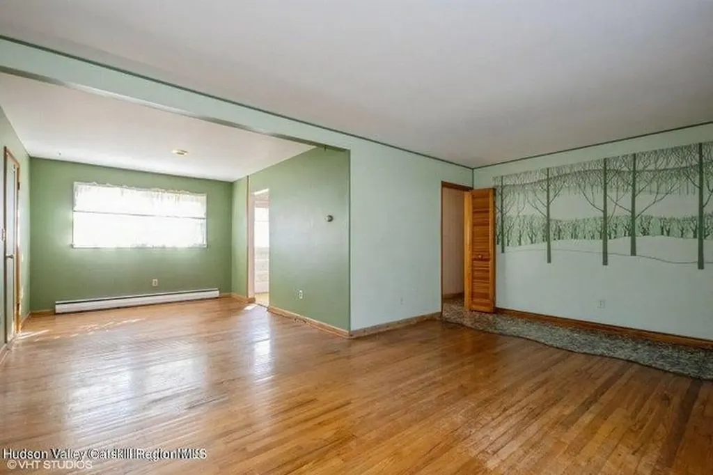 18 Spring Lake Drive Kingston NY 12401